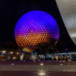 spaceship bola epcot noite